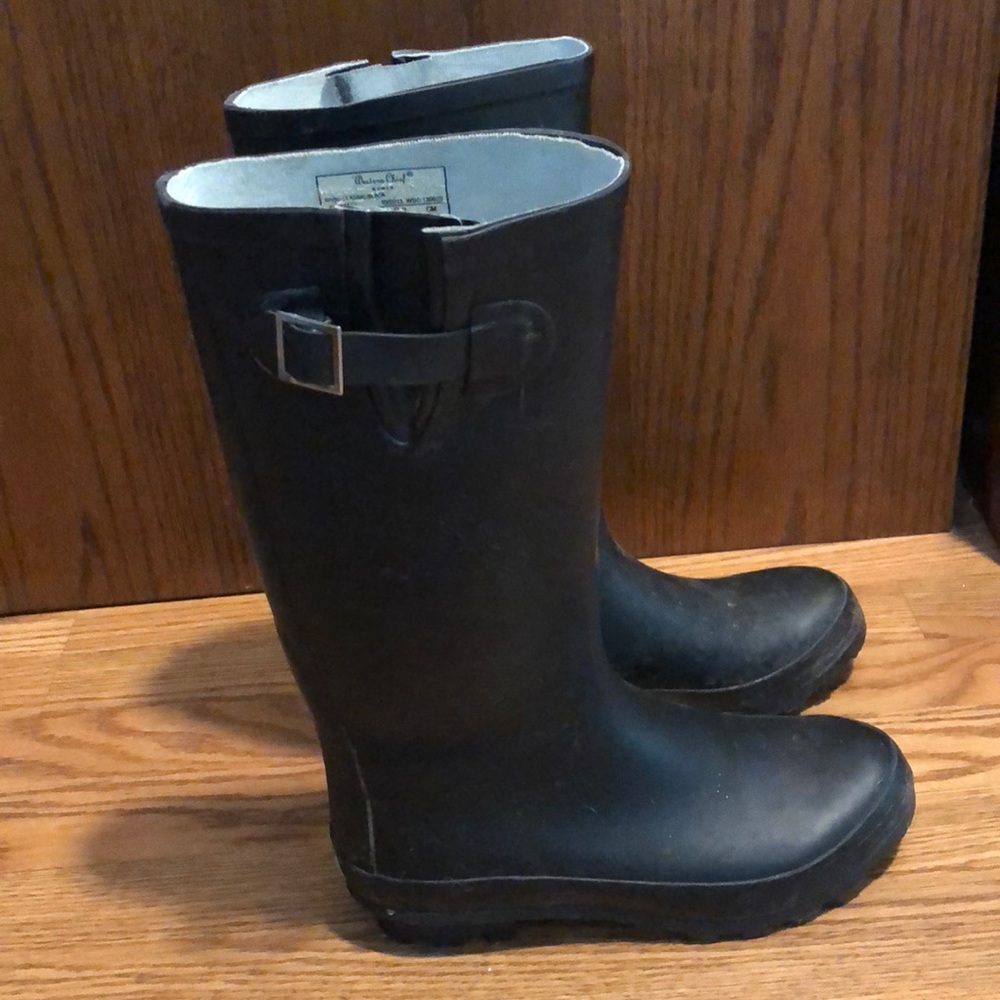 Rain boots